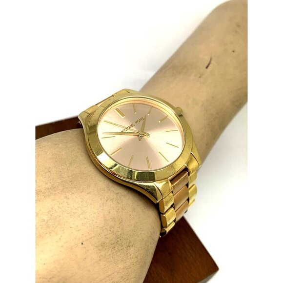 Michael Kors Women's Watch MK3493 Runway Quartz Two Tone Stainless Steel 42mm - Picture 5 of 13